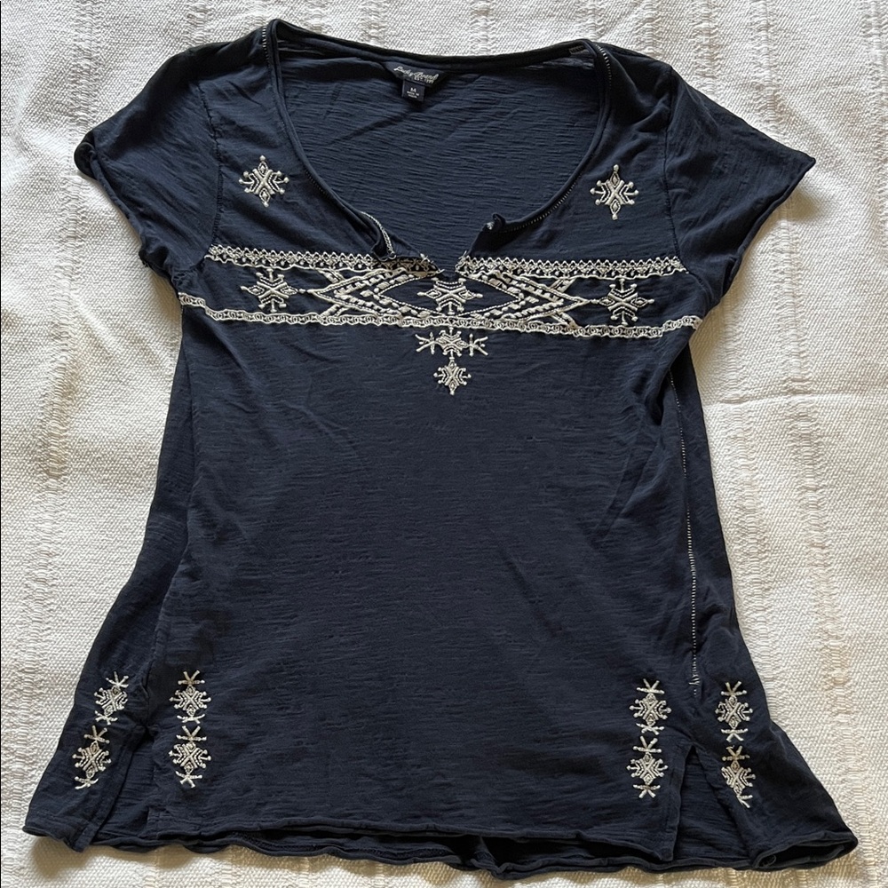 Lucky Brand Navy Tee with Cream Embroidery